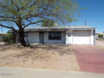 5522 University Dr, Mesa, AZ 85205