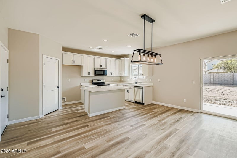 5523 11th Ave, Phoenix, AZ 85041