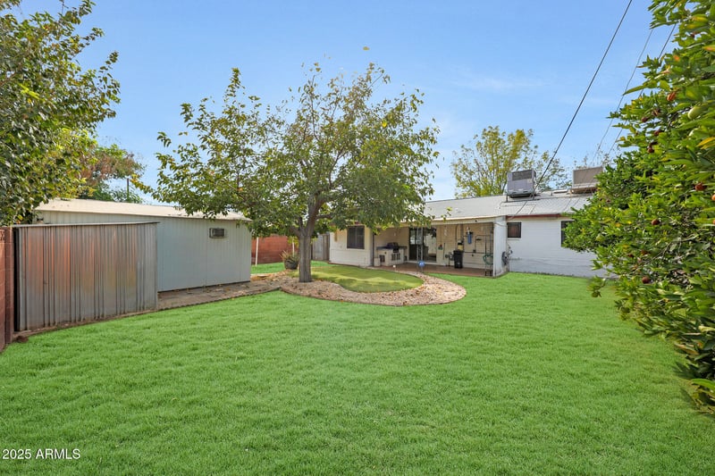 5523 61st Ln, Glendale, AZ 85301