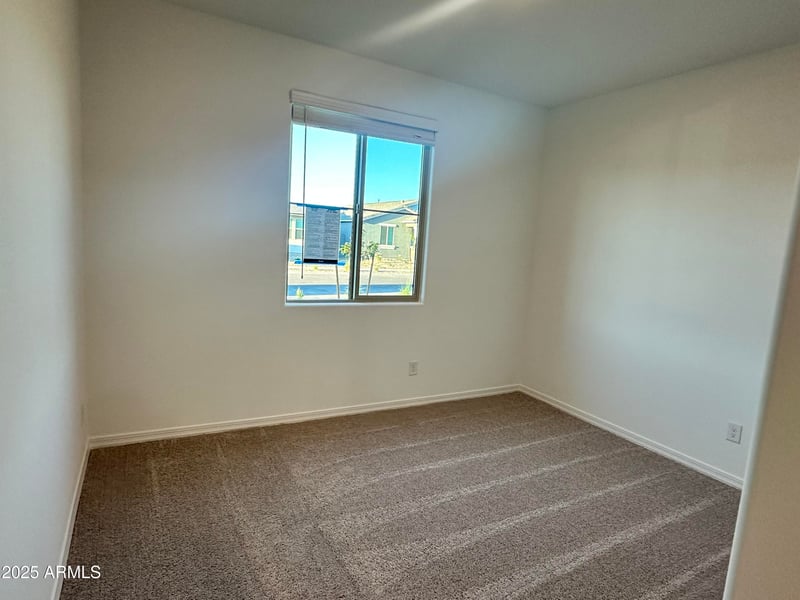 5523 Piedmont Rd, Laveen, AZ 85339