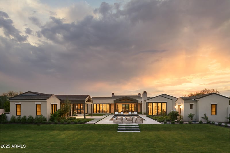 5524 Homestead Ln, Paradise Valley, AZ 85253