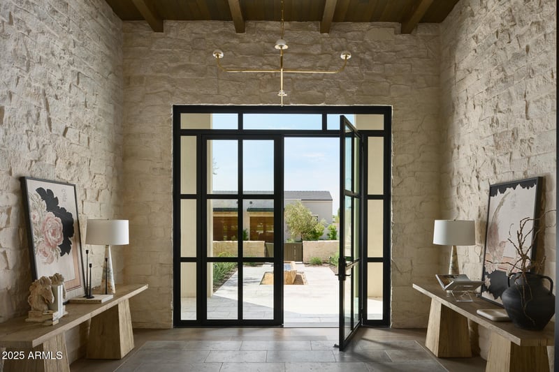 5524 Homestead Ln, Paradise Valley, AZ 85253