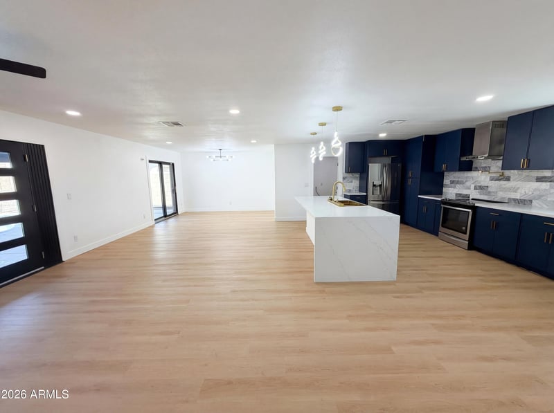 5524 N 39th Ave, Phoenix, AZ 85019