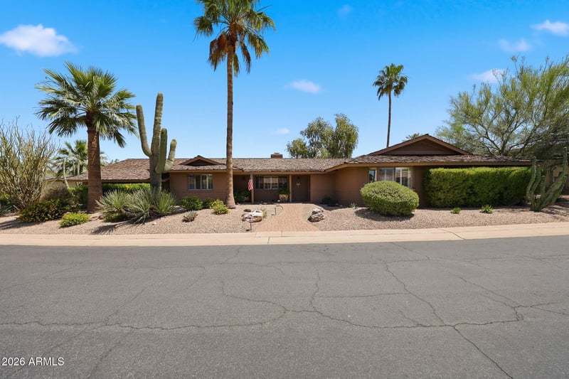 5525 Lincoln Dr #105, Paradise Valley, AZ 85253