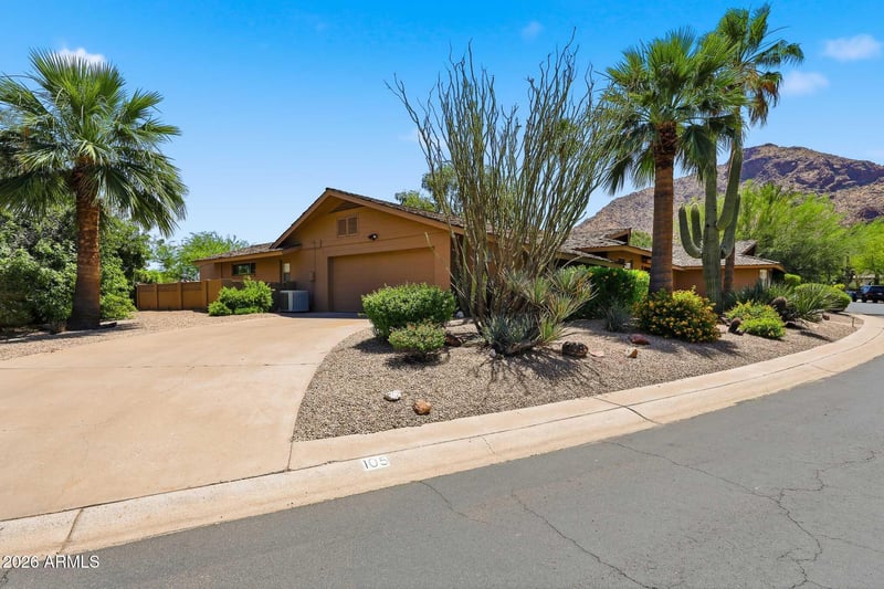 5525 Lincoln Dr #105, Paradise Valley, AZ 85253