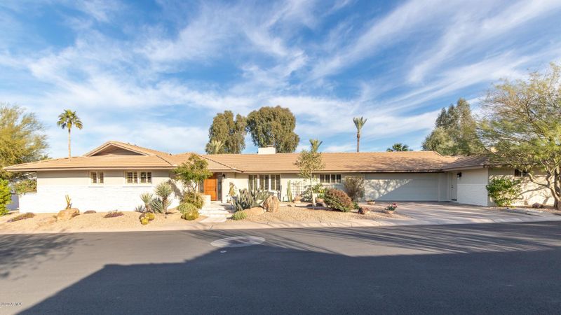 5525 E Lincoln Dr #110, Paradise Valley, AZ 85253