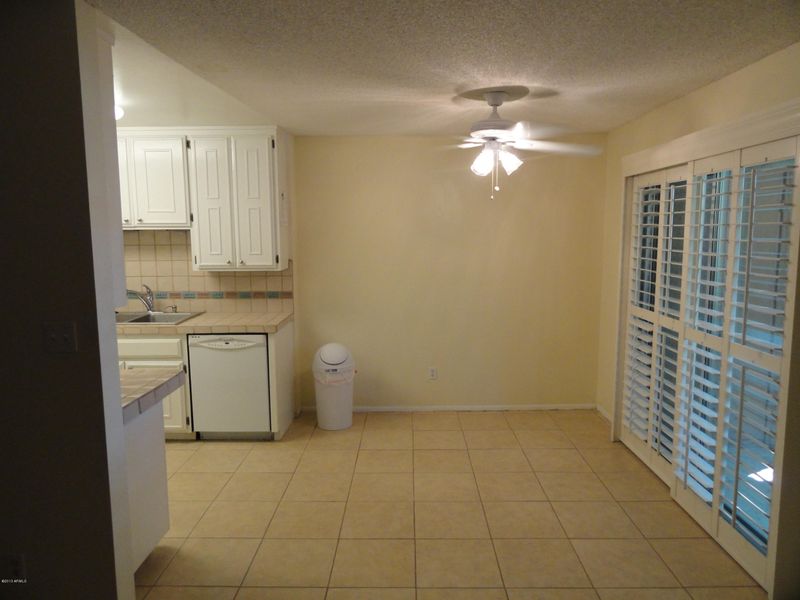 5525 E Thomas Rd #4, Phoenix, AZ 85018