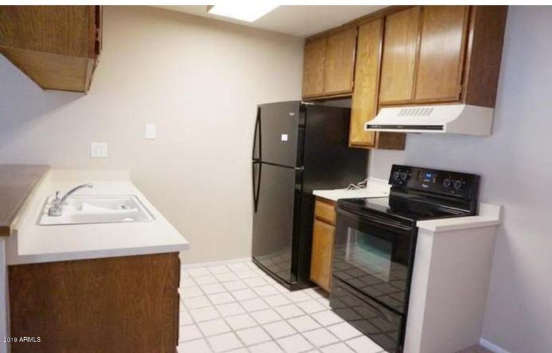 5525 E Thomas Rd #B5, Phoenix, AZ 85018
