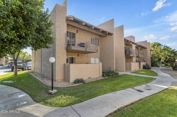5525 E Thomas Rd #D5, Phoenix, AZ 85018