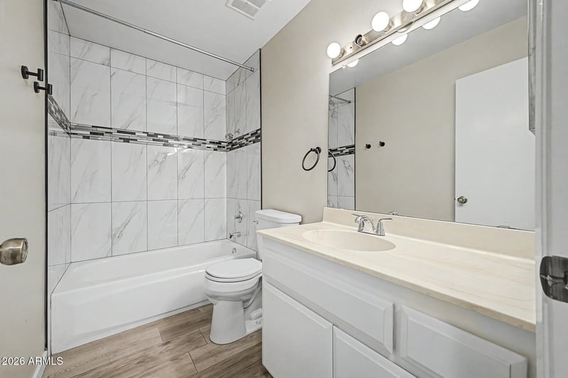 5525 Thomas Rd #H2, Phoenix, AZ 85018