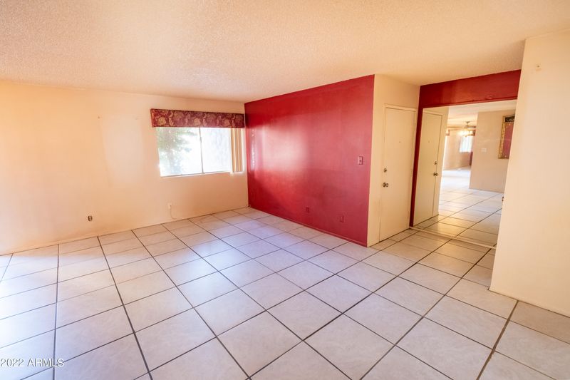 5525 E Thomas Rd #J2, Phoenix, AZ 85018