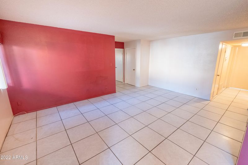 5525 E Thomas Rd #J2, Phoenix, AZ 85018