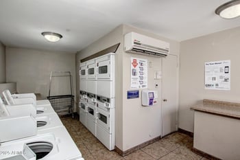 5525 E Thomas Rd #M12, Phoenix, AZ 85018