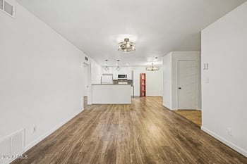 5525 Thomas Rd #R13, Phoenix, AZ 85018