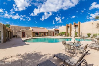 5525 Thomas Rd #R13, Phoenix, AZ 85018