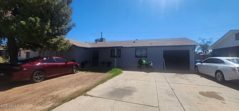 5525 Glenrosa Ave, Phoenix, AZ 85031