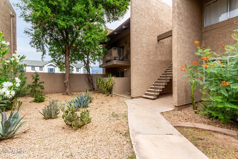 5525 Thomas Rd #C1, Phoenix, AZ 85018