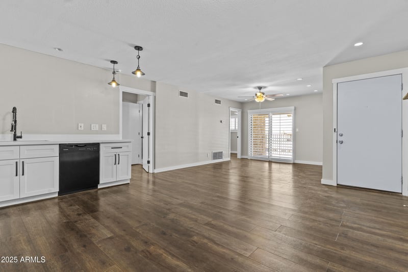 5525 Thomas Rd #K16, Phoenix, AZ 85018