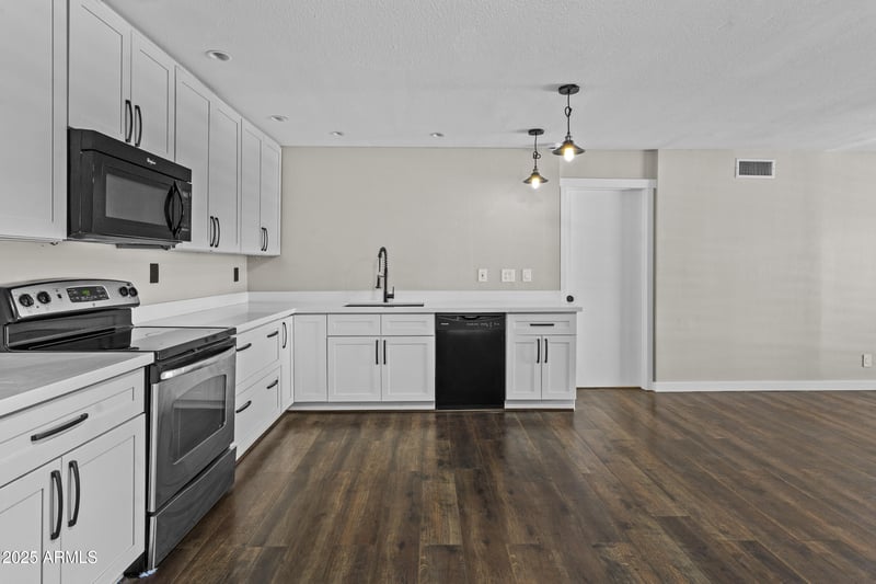 5525 Thomas Rd #K16, Phoenix, AZ 85018