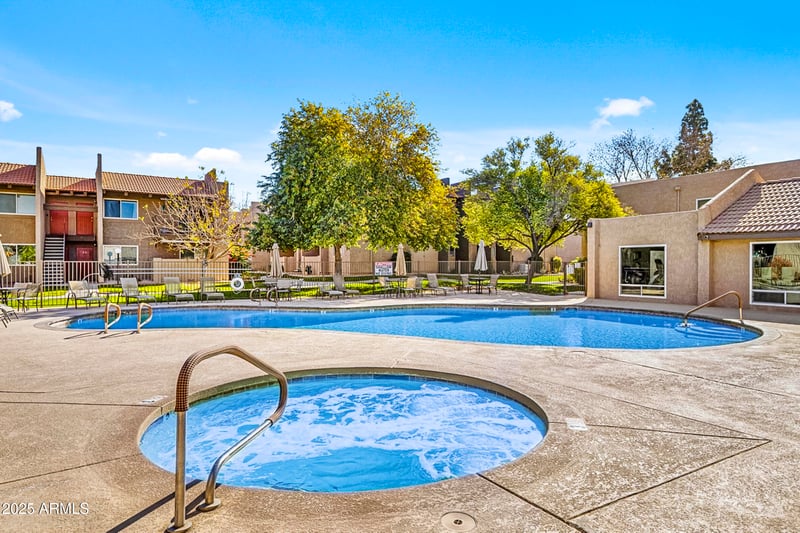 5525 Thomas Rd #K16, Phoenix, AZ 85018