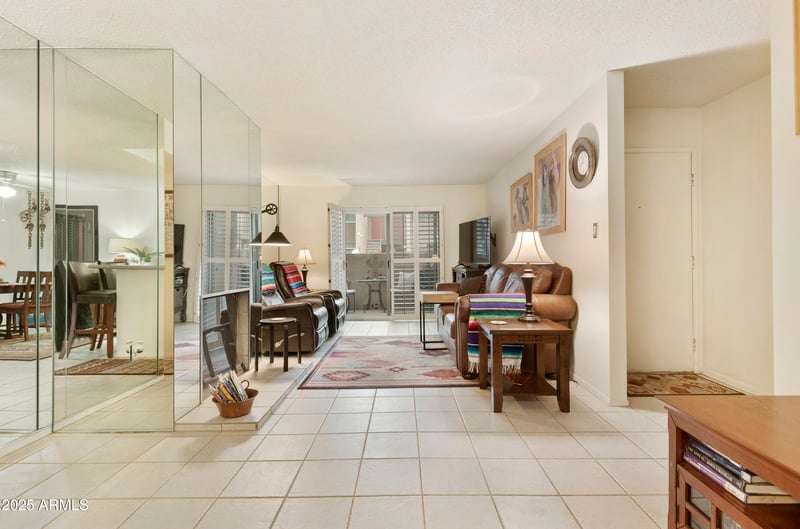 5525 Thomas Rd #M16, Phoenix, AZ 85018
