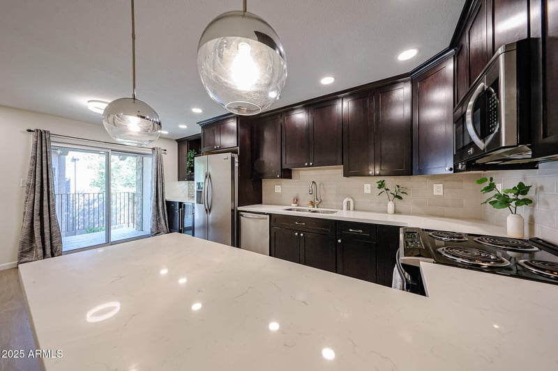 5525 Thomas Rd #O11, Phoenix, AZ 85018