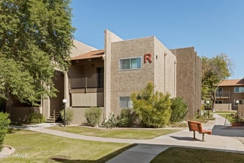 5525 Thomas Rd #R11, Phoenix, AZ 85018