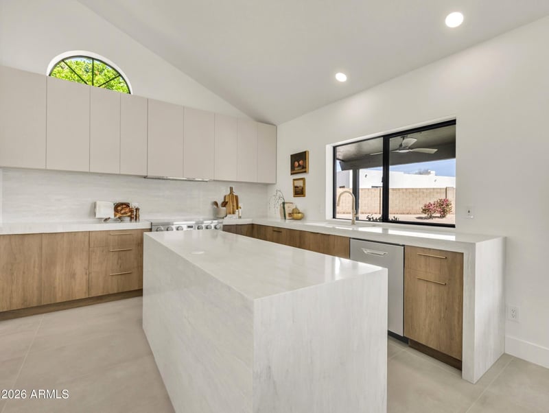 5526 Terry Dr, Scottsdale, AZ 85254