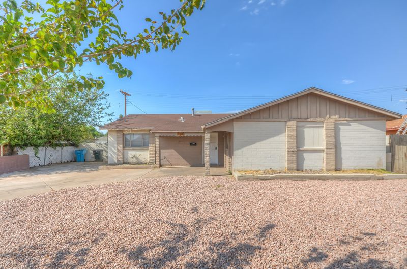 5526 W Avalon Dr, Phoenix, AZ 85031