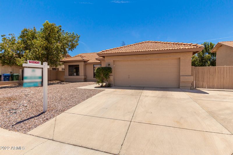 5527 E Emerald Ave, Mesa, AZ 85206