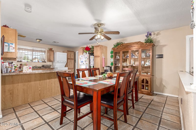 5527 Earll Dr, Phoenix, AZ 85031