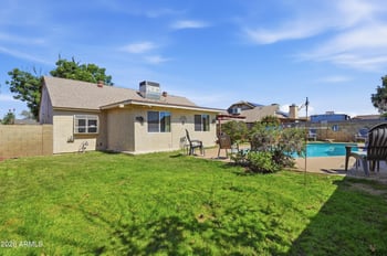 5527 Garden Dr, Glendale, AZ 85304