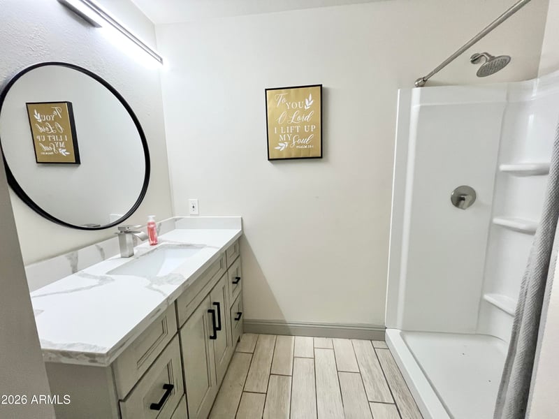5527 W Morten Ave, Glendale, AZ 85301