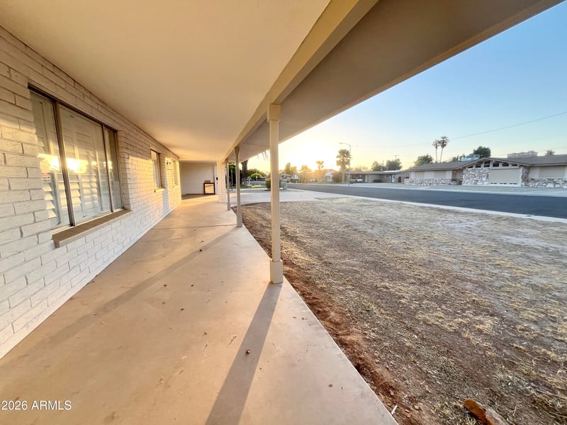 5527 W Morten Ave, Glendale, AZ 85301