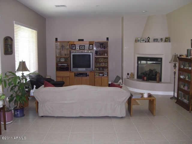 5527 W Yearling Rd, Phoenix, AZ 85083