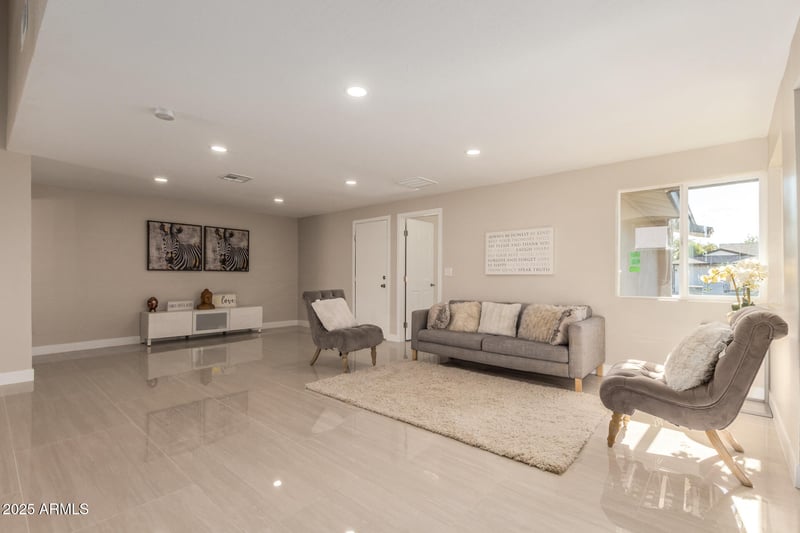 5528 Carol Ave, Glendale, AZ 85302