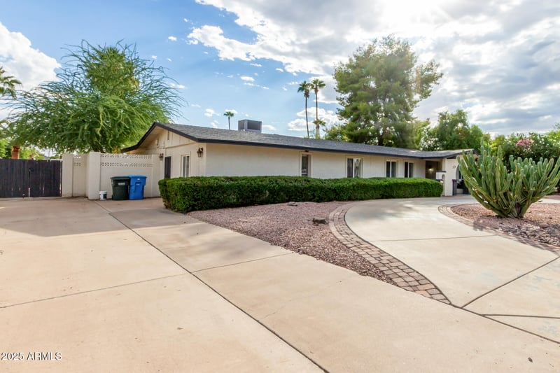 5529 Bloomfield Rd, Scottsdale, AZ 85254