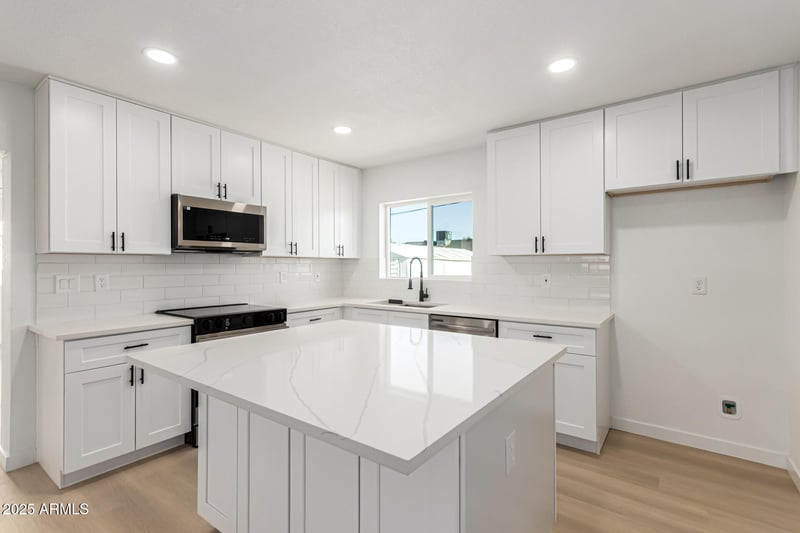5529 Virginia Ave, Phoenix, AZ 85035