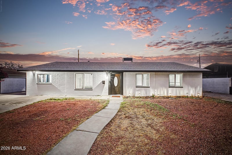 5530 N 61st Ave, Glendale, AZ 85301