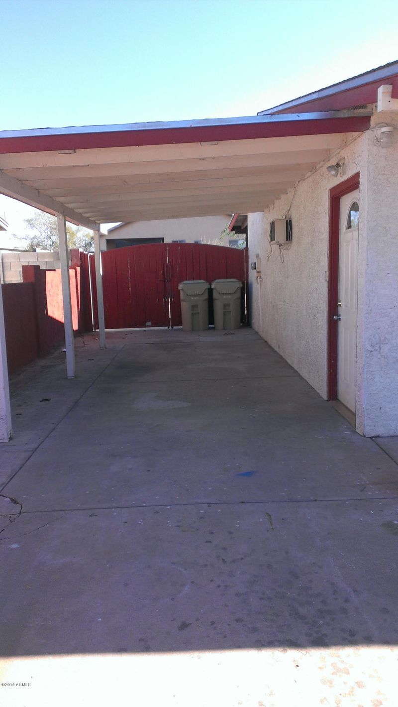 5531 N 68th Ave, Glendale, AZ 85303