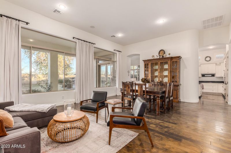 5531 S Four Peaks Pl, Chandler, AZ 85249