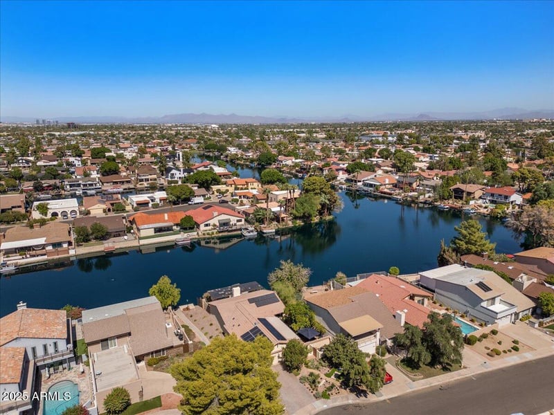 5532 Crows Nest Rd, Tempe, AZ 85283