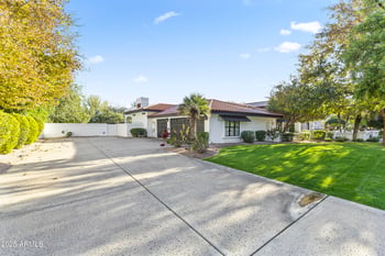 5532 E Sanna St, Paradise Valley, AZ 85253