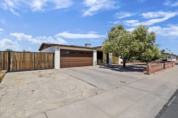 5532 N 68th Ave, Glendale, AZ 85303