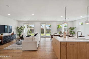 5533 Earll Dr, Phoenix, AZ 85018