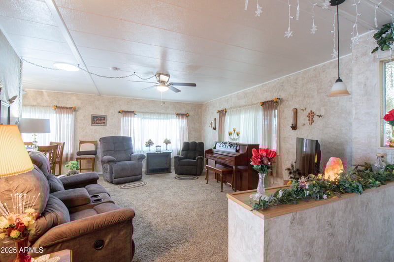 5535 Arbor Ave, Mesa, AZ 85206