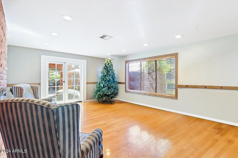 5535 W Morten Ave, Glendale, AZ 85301