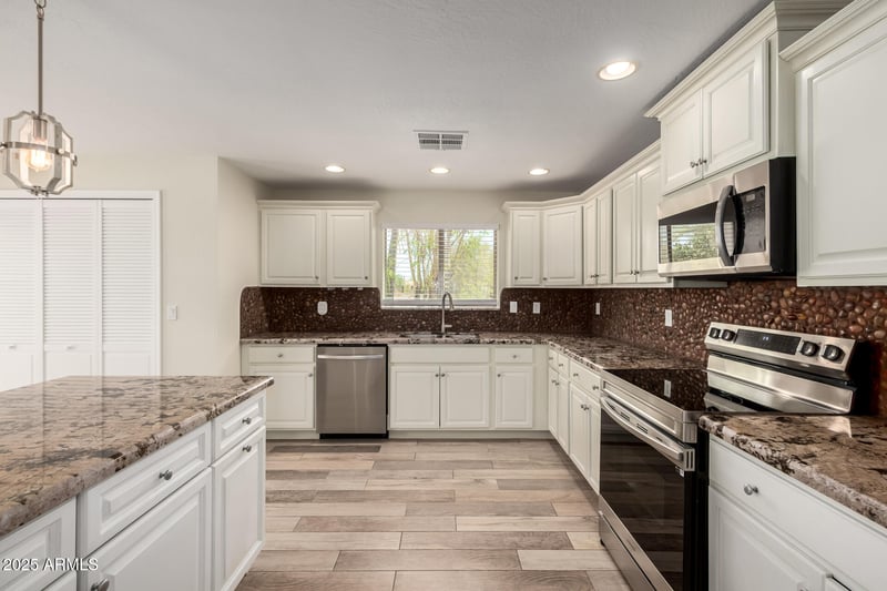 5536 Seven Palms Dr, Cave Creek, AZ 85331