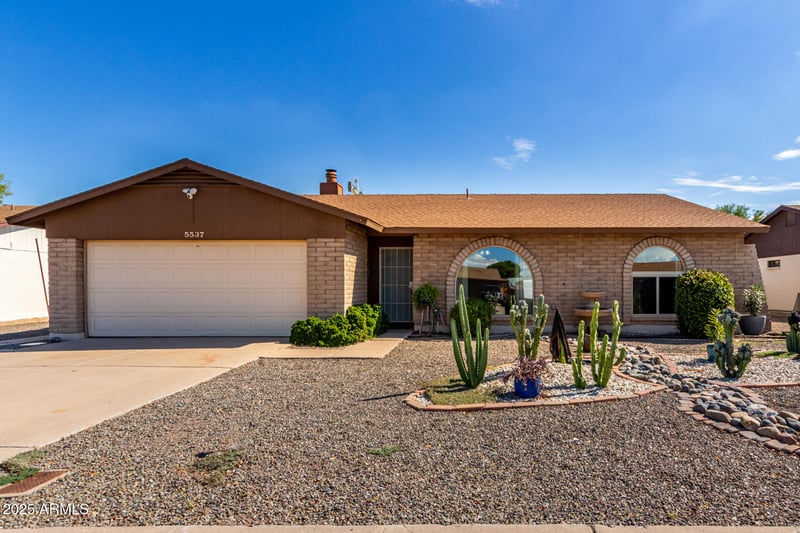 5537 Boca Raton Rd, Glendale, AZ 85306