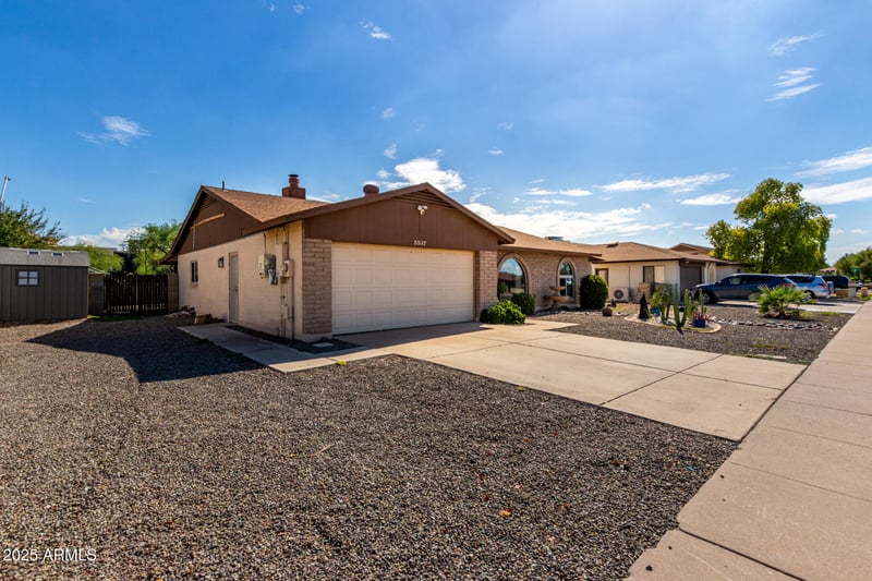 5537 Boca Raton Rd, Glendale, AZ 85306